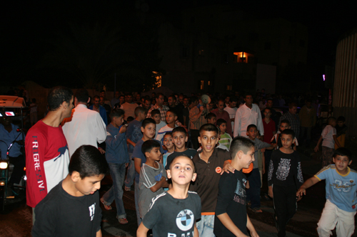 مسيرة التكبير والتهليل في جلجولية ليلة عيد الفطر 2006